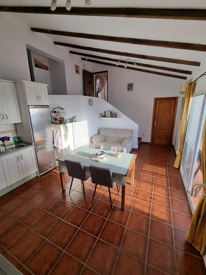 Lovely 2 Bed Apartment With Stunning Views & Pool Cómpeta